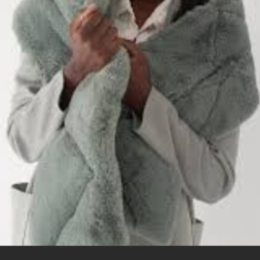Sosken Faux Fur Down Scarf